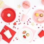 Baltos vienkartinės lėkštutės (6 vnt.)