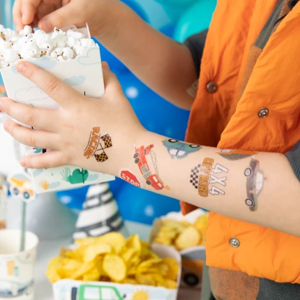 Tatuiruočių rinkinys Automobiliai (17 vnt.)